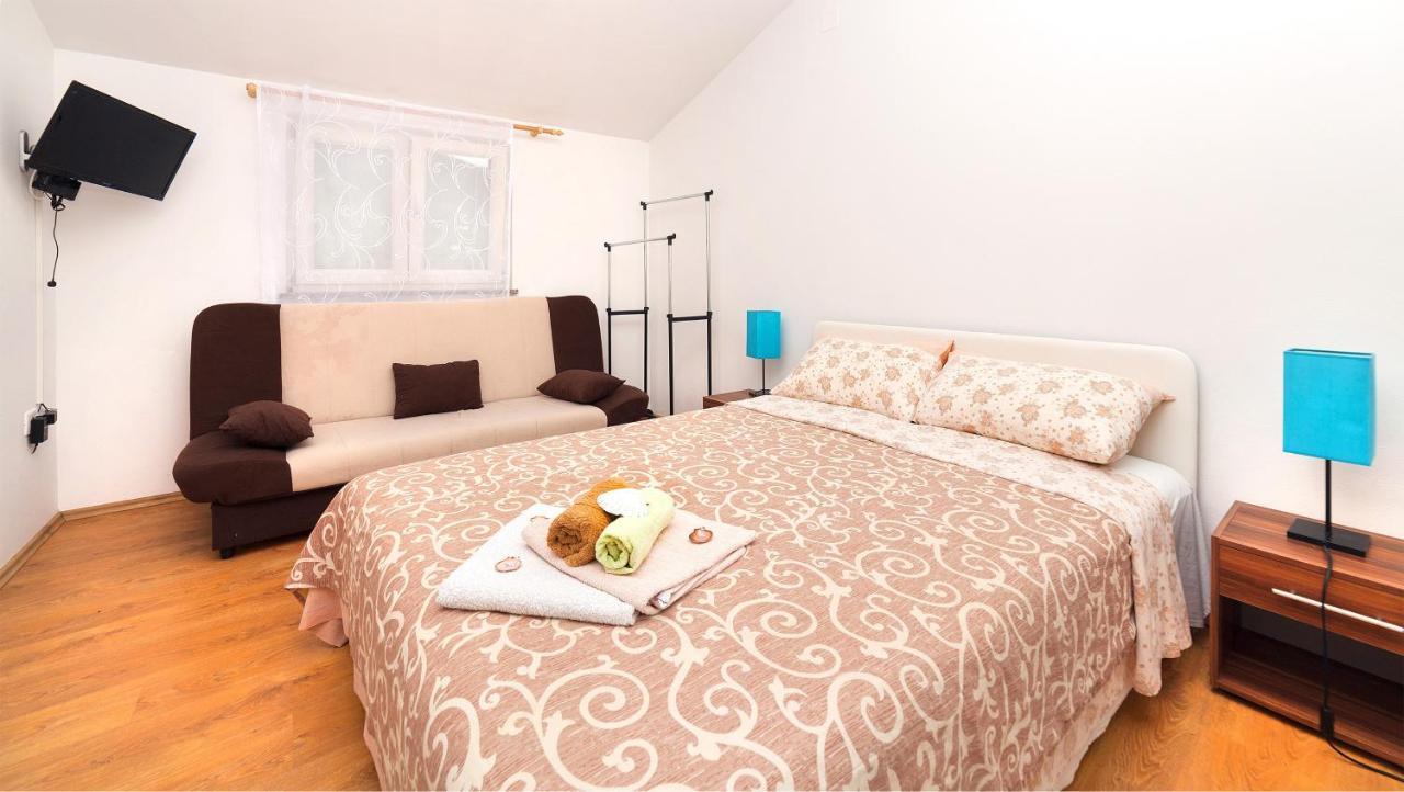 Apartments Barbara Брсеч Экстерьер фото